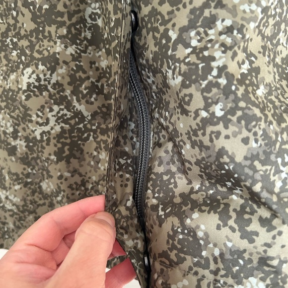 Brand New Columbia waterproof jacket splash a little 2 - Picture 10 of 12